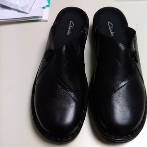 Clarks Slides/Mules